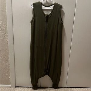 Cozy Sleeveless Green Sleep Sack for Kids